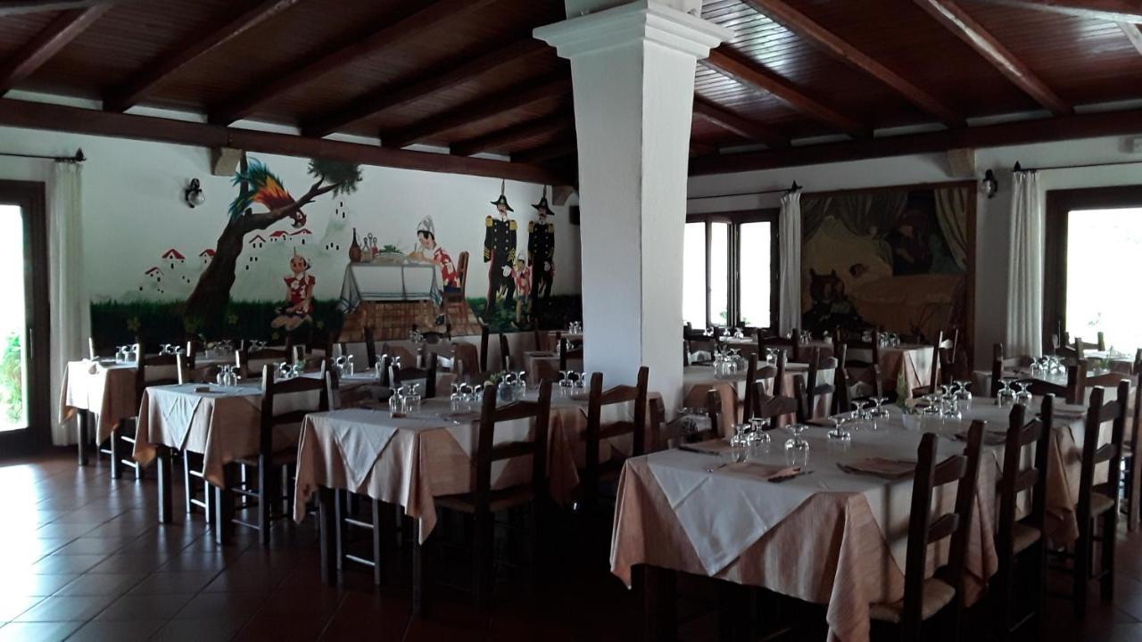 Hotel Pinocchio Arzachena Exterior foto